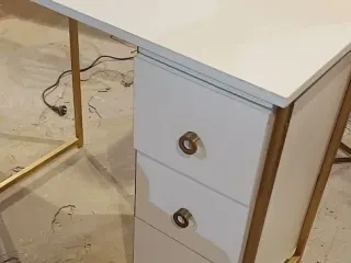 Escritorio Simple Gold Deluxe