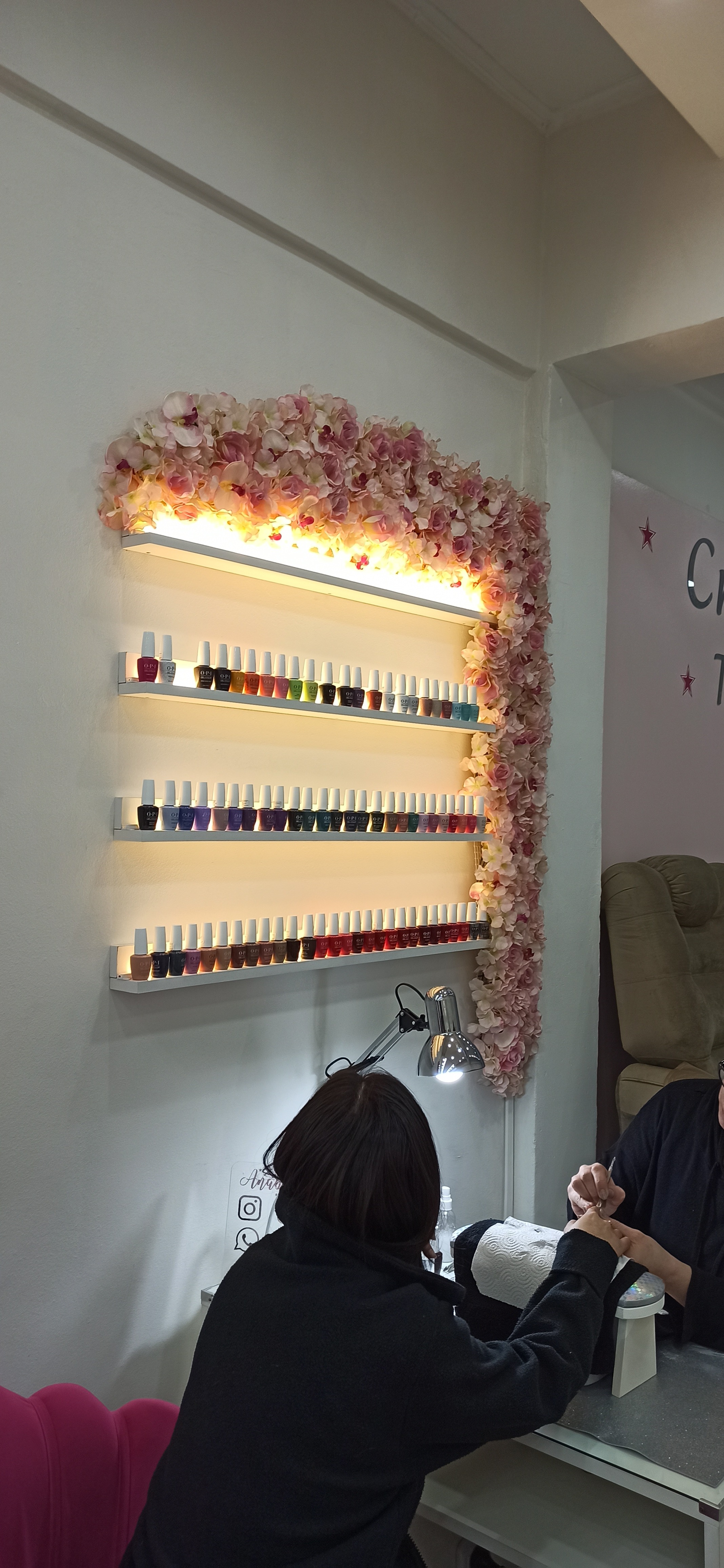 Esmalteros Flotantes con Led
